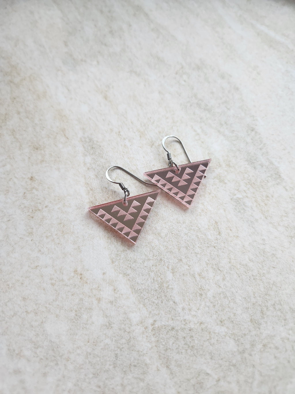 Med Triangle Mirror - Rose Gold