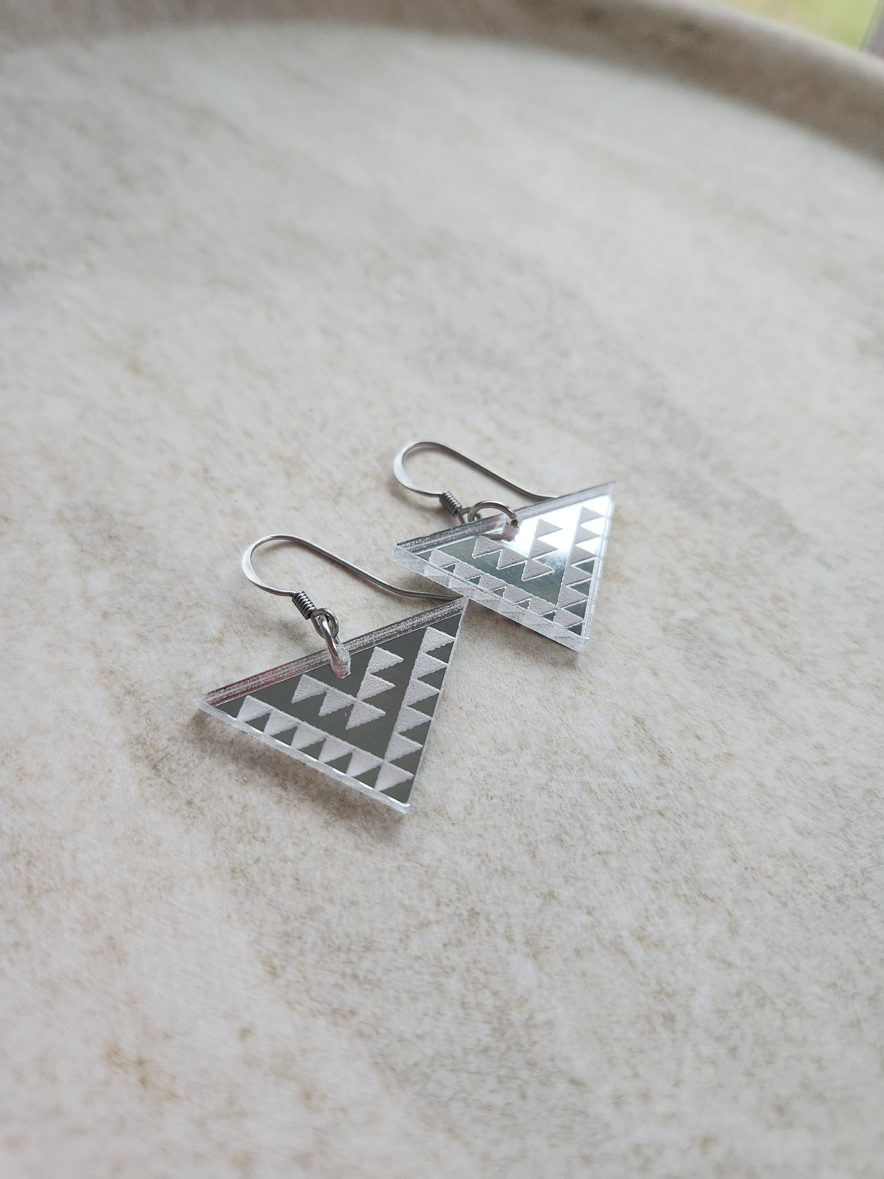 Med Triangle Mirror - Silver