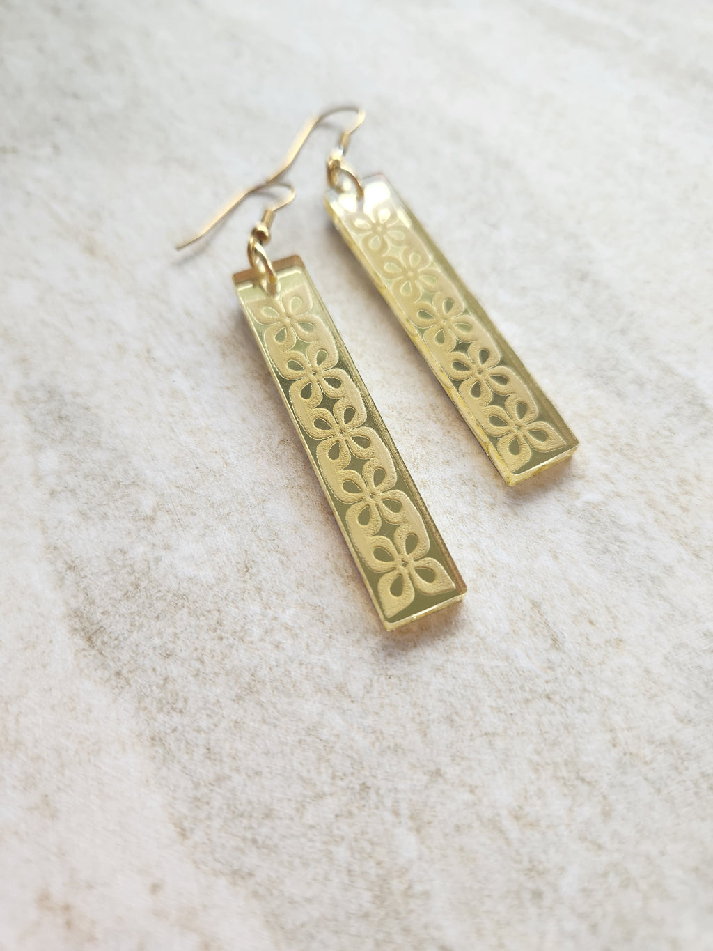 Long Rectangle Drop Mirror (Flower) - Gold