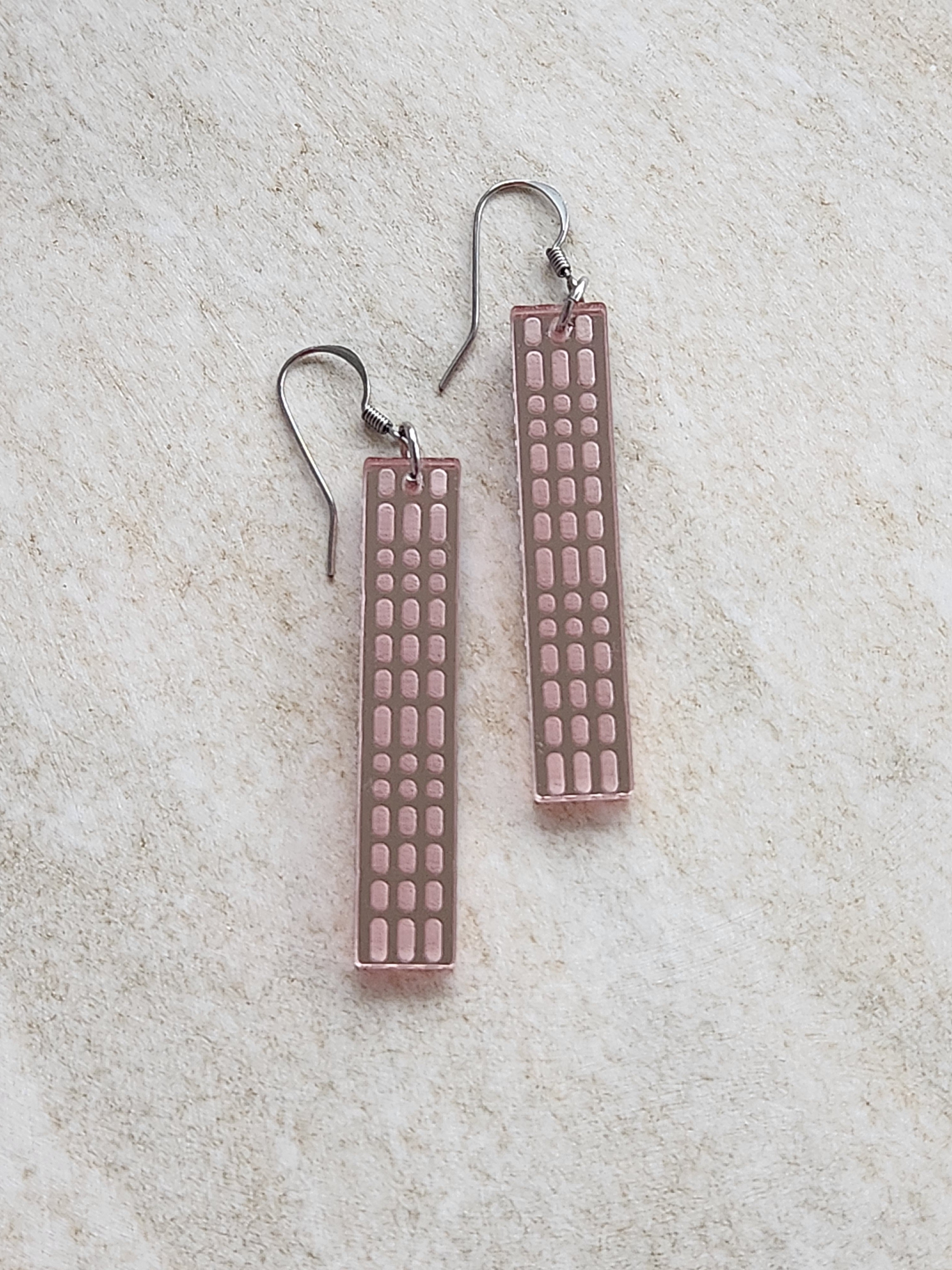 Long Rectangle Drop Mirror (Dot's) - Rose Gold