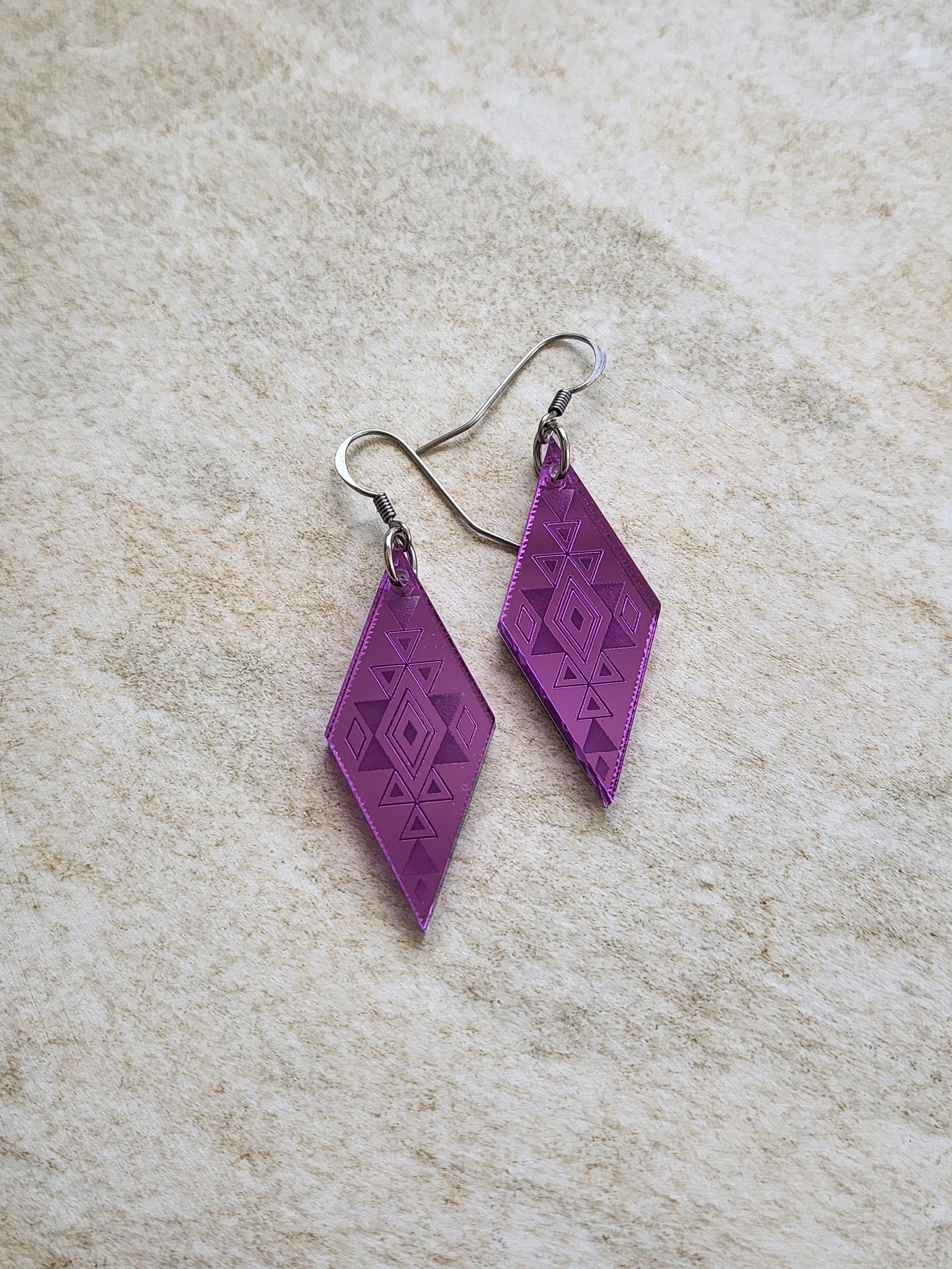 Long Diamond Mirror - Purple