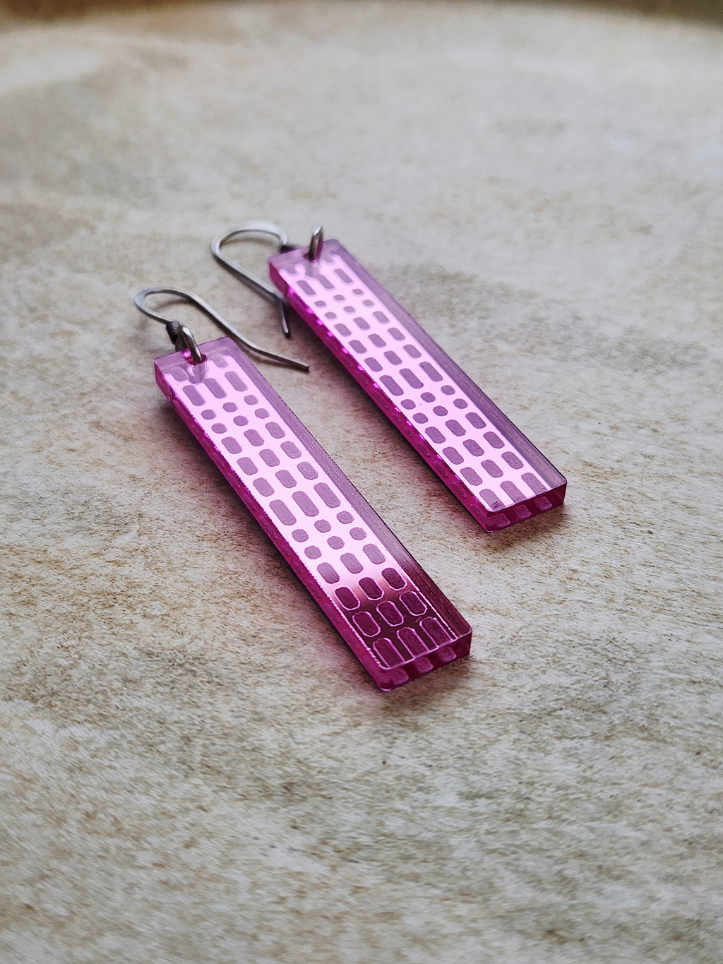 Long Rectangle Drop Mirror (Dot's) - Pink