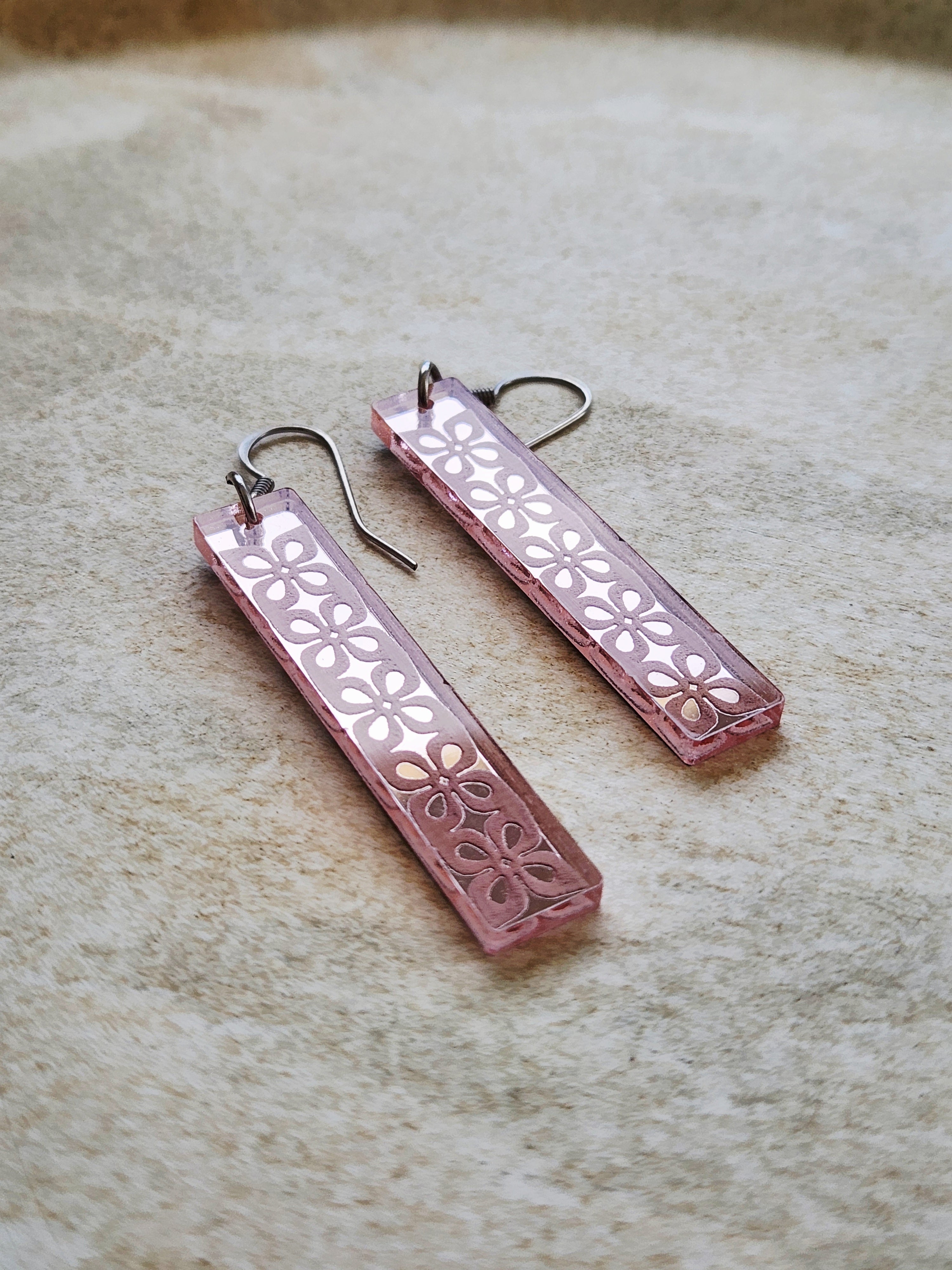 Long Rectangle Drop Mirror (Flower) - Rose Gold