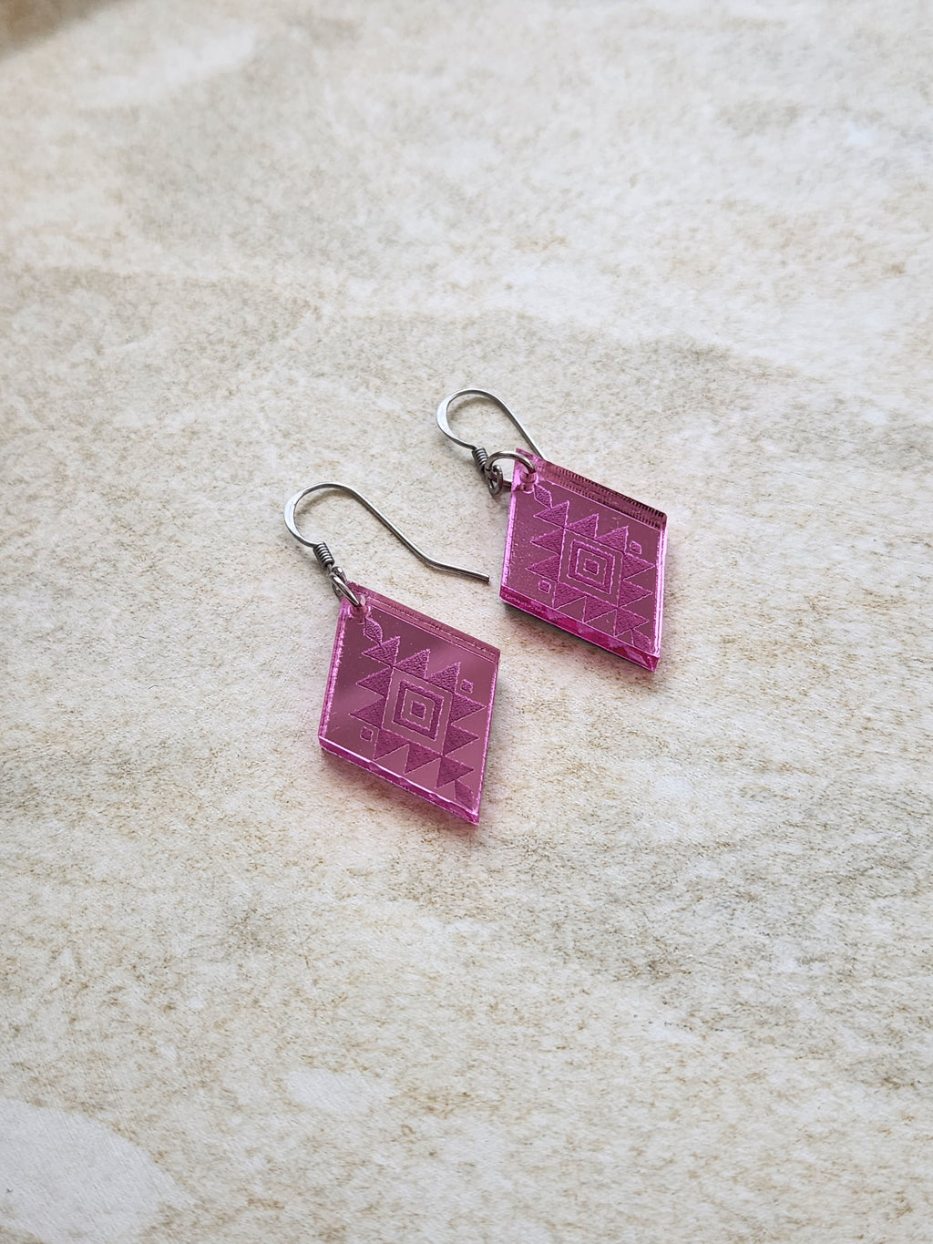 Small Diamond Mirror - Pink