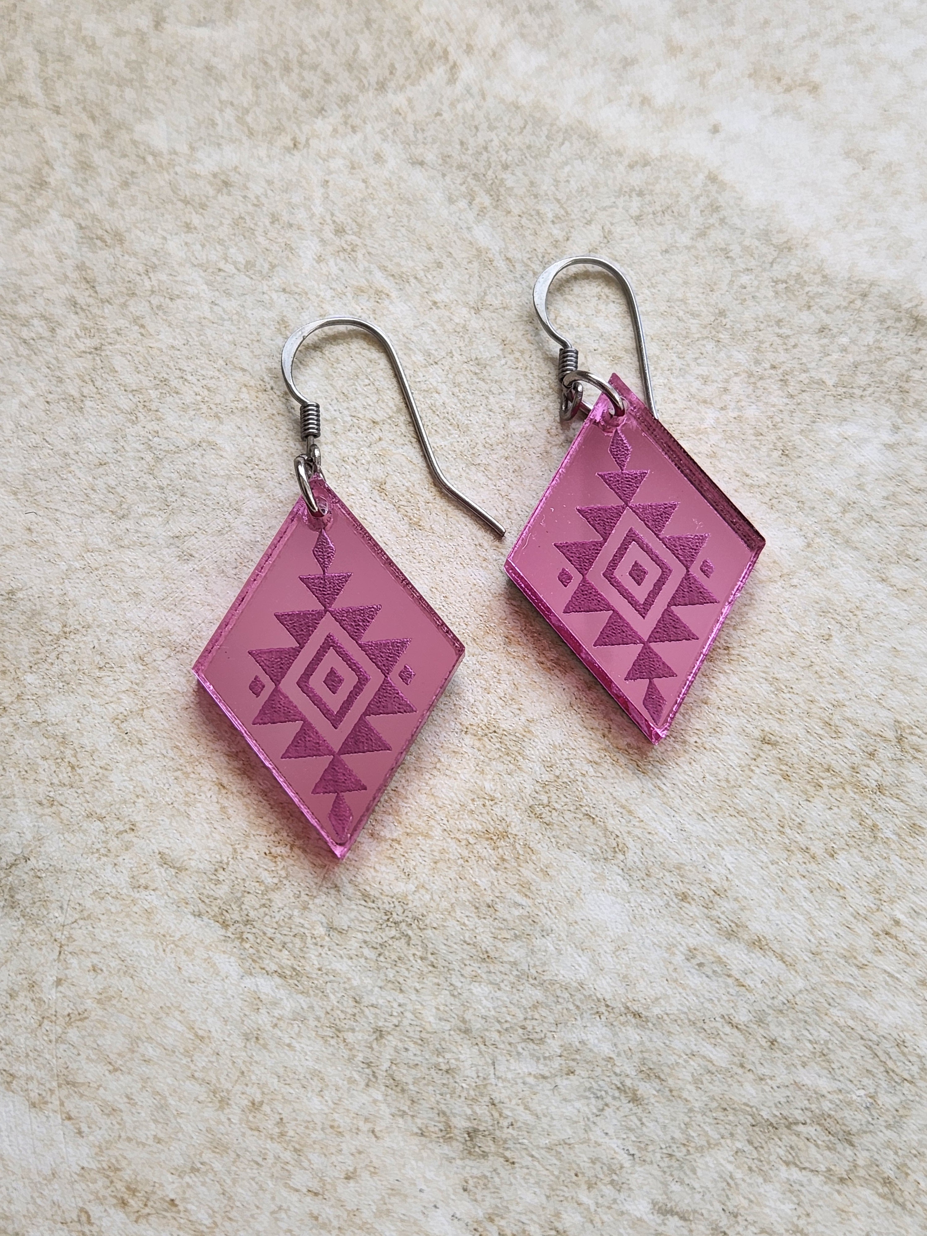 Small Diamond Mirror - Pink