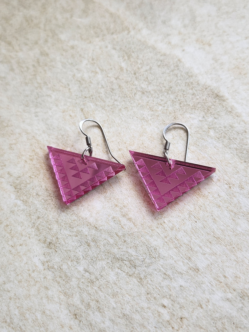 Med Triangle Mirror - Pink