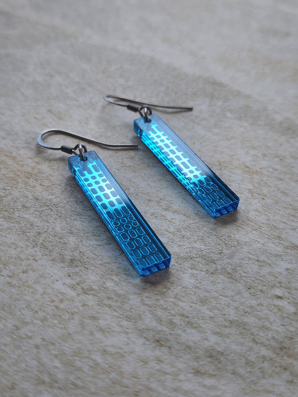 Long Rectangle Drop Mirror (Dots) - Blue