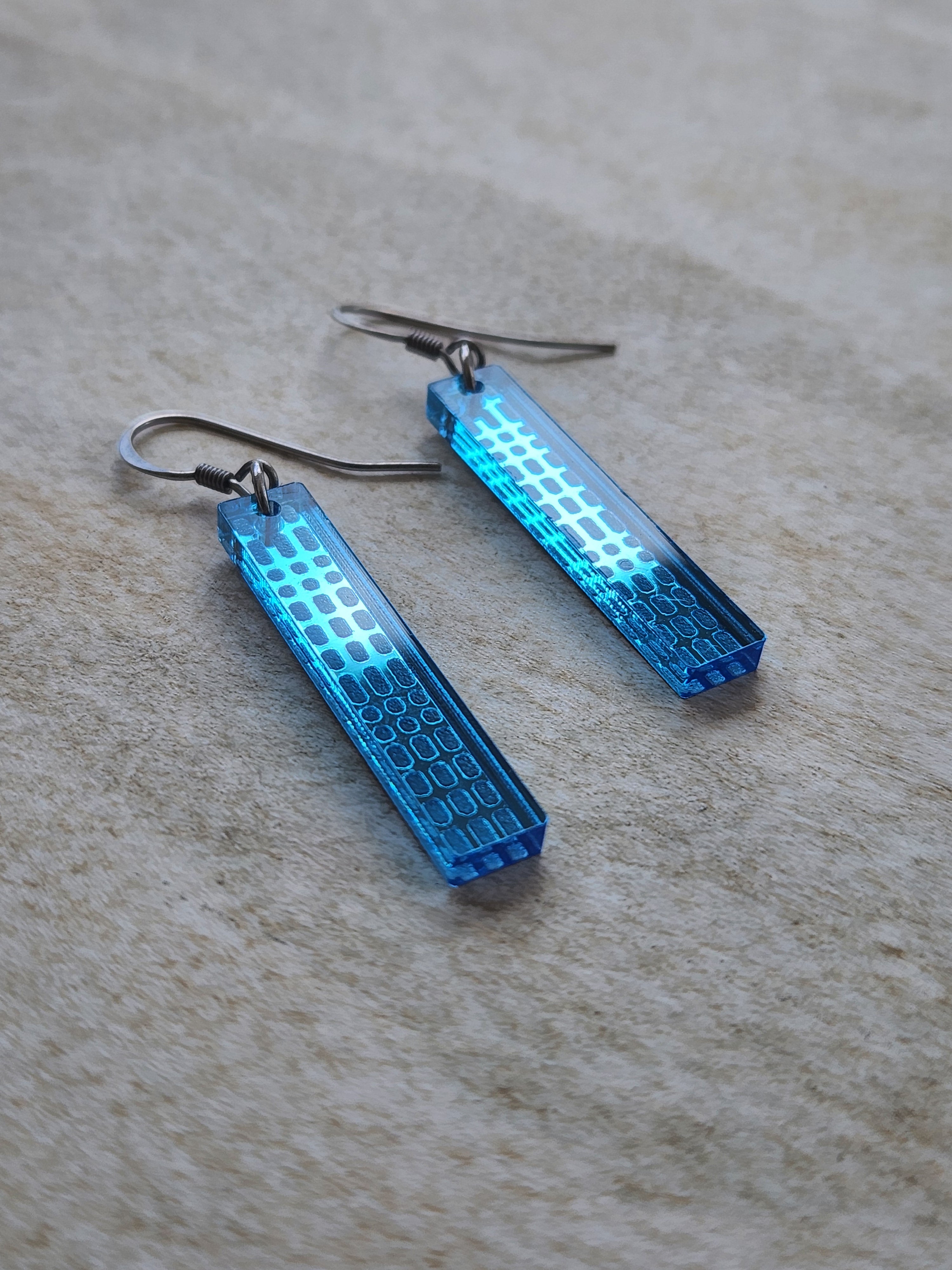 Long Rectangle Drop Mirror (Dots) - Blue