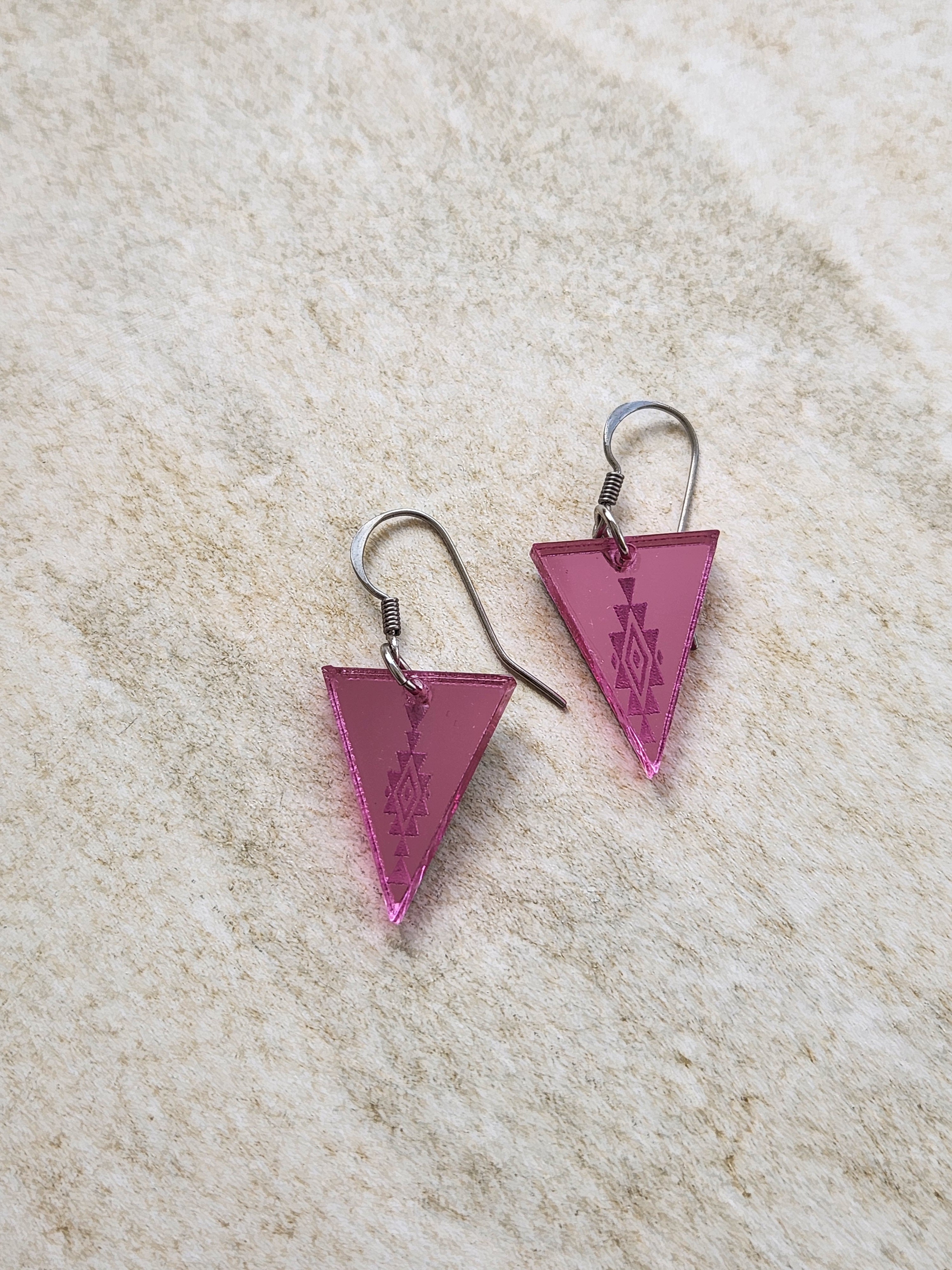 Small Triangle Mirror - Pink Style 2
